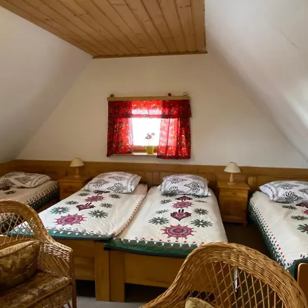 Domki Gorskie Campharenda شاليه *